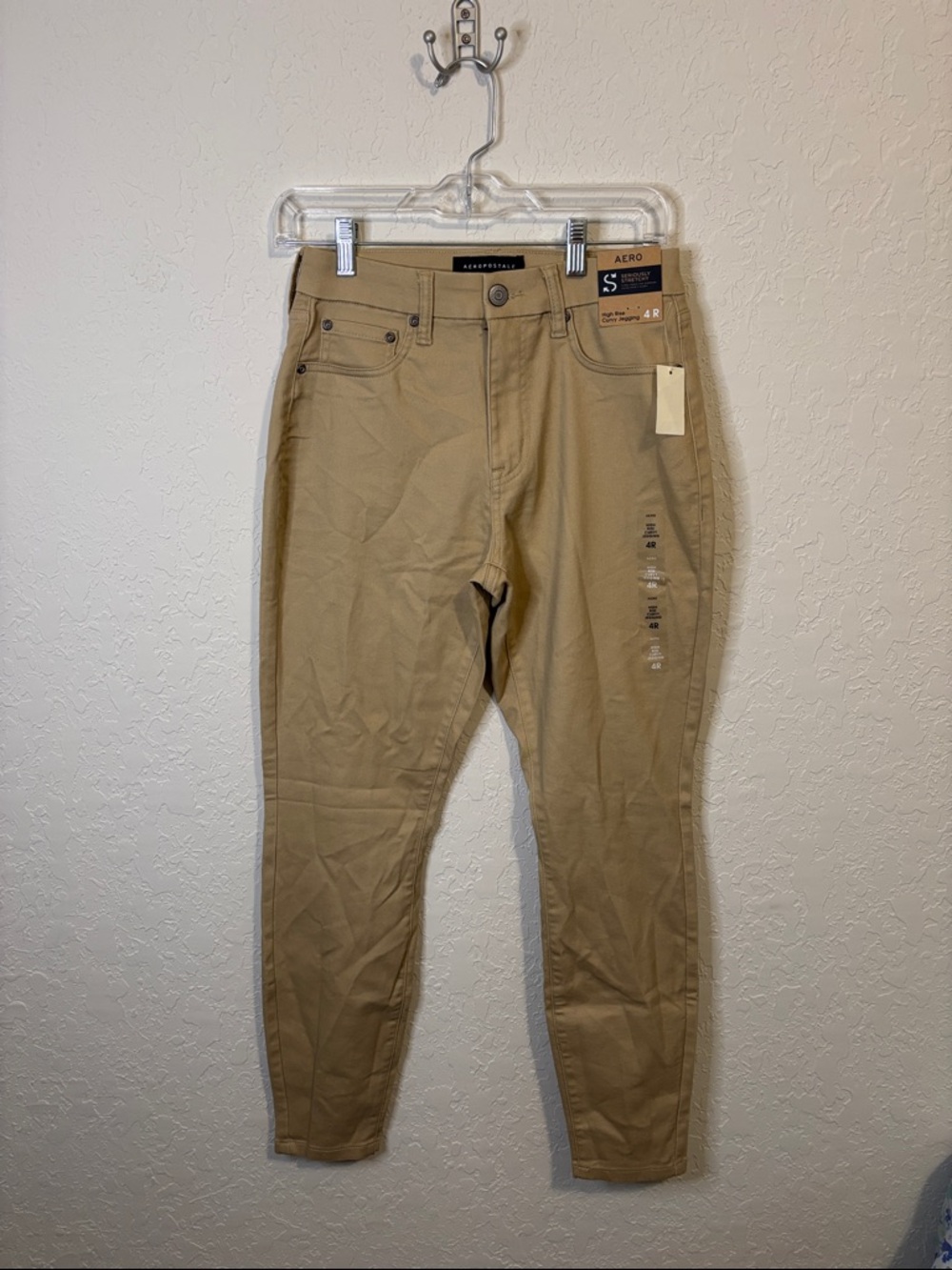 NWT Aéropostale Tan High-Rise curvy Jeggings